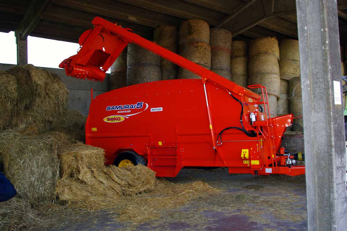 carri-miscelatori-trainati-orizzontali-seko-samurai5-06